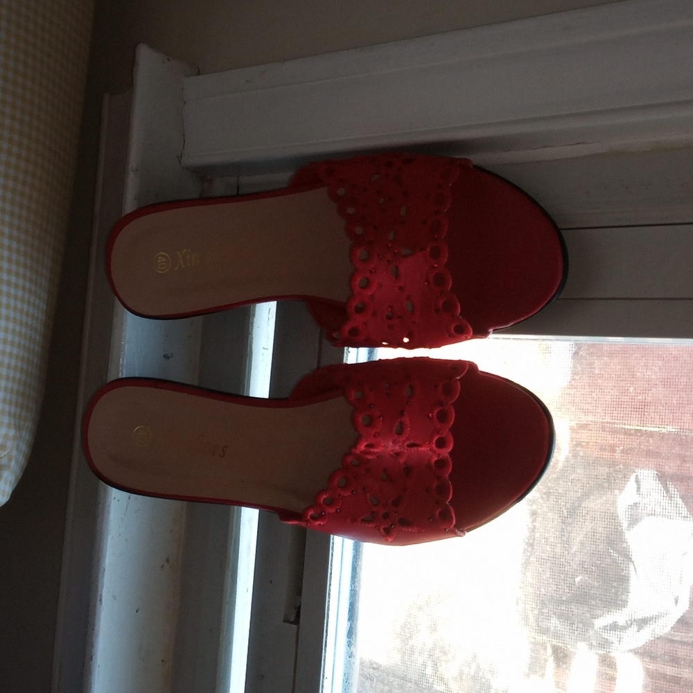 Shoe